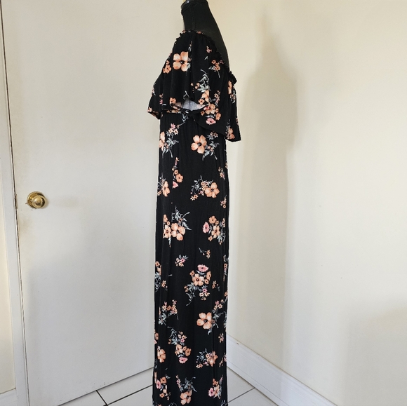Floral Off the Shoulder Black Maxi Dress - Picture 3 of 16